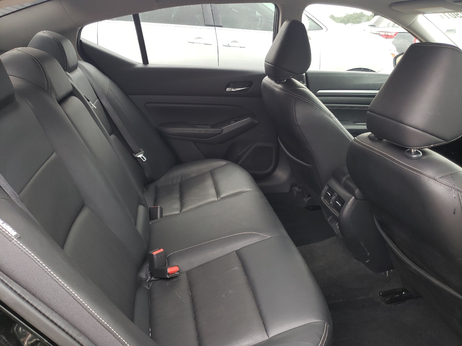 Photo 6 from auction – 2019 NISSAN ALTIMA SL with VIN 1N4BL4EV4KN302446