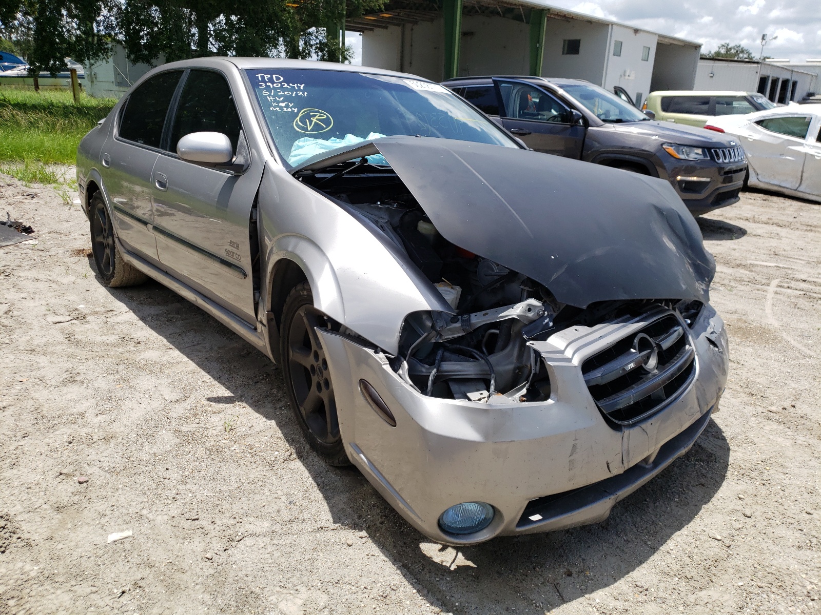NISSAN MAXIMA GLE 2003 with VIN JN1DA31D13T518559 - Photo from auction