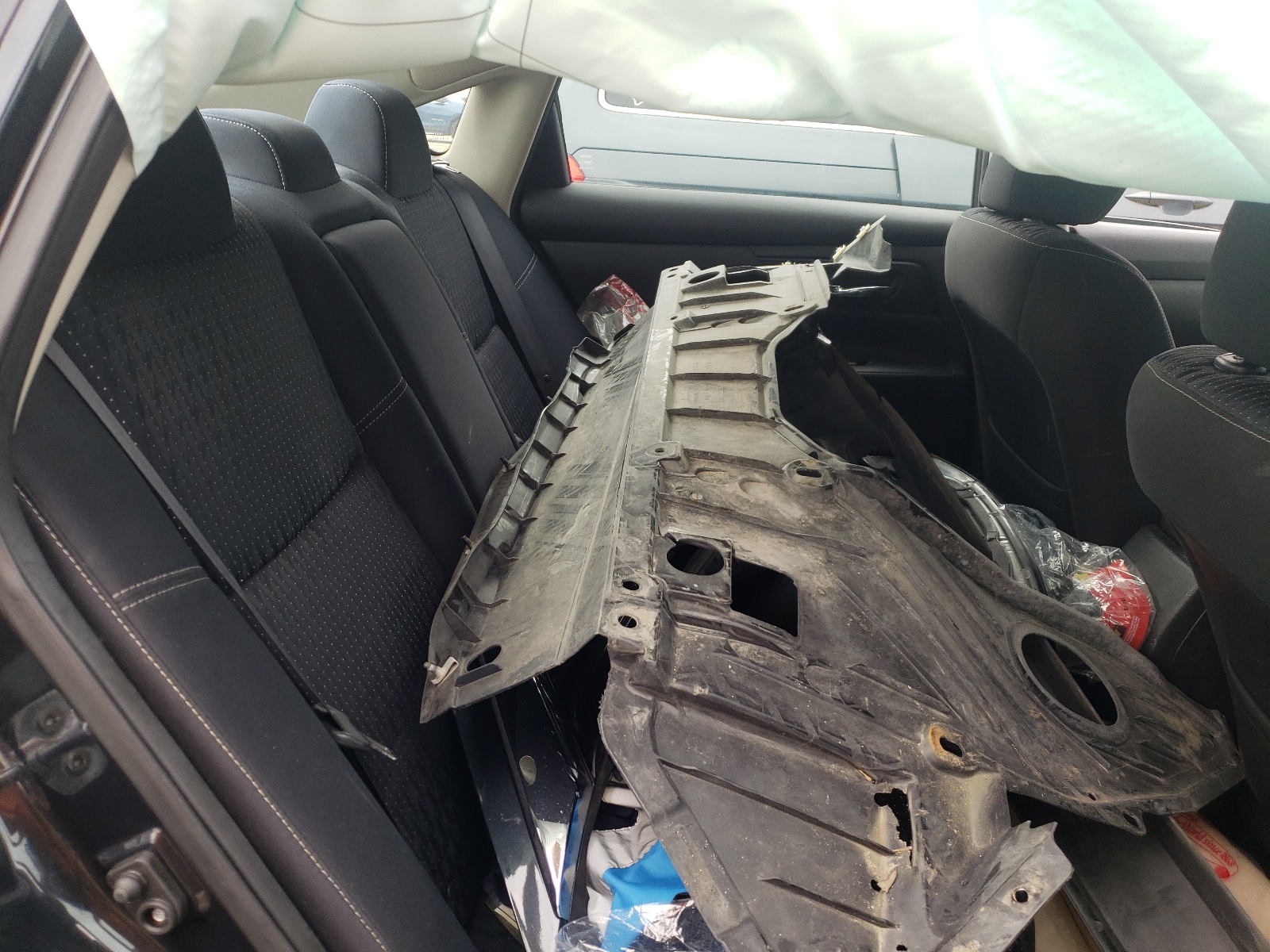 Photo 6 from auction – 2016 NISSAN ALTIMA 2.5 with VIN 1N4AL3AP8GN372892