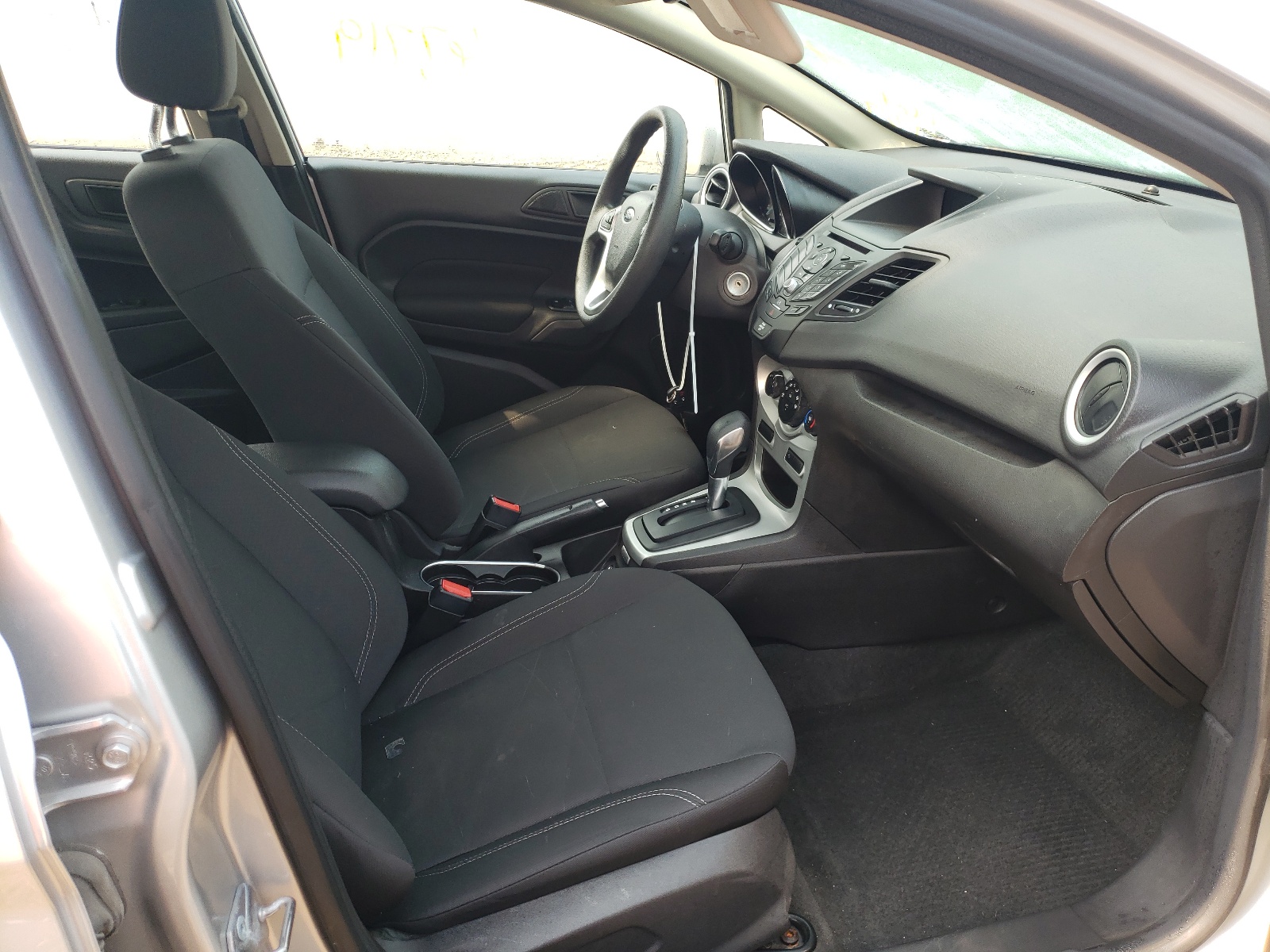 Photo 5 from auction – 2017 FORD FIESTA SE with VIN 3FADP4BJ8HM161737