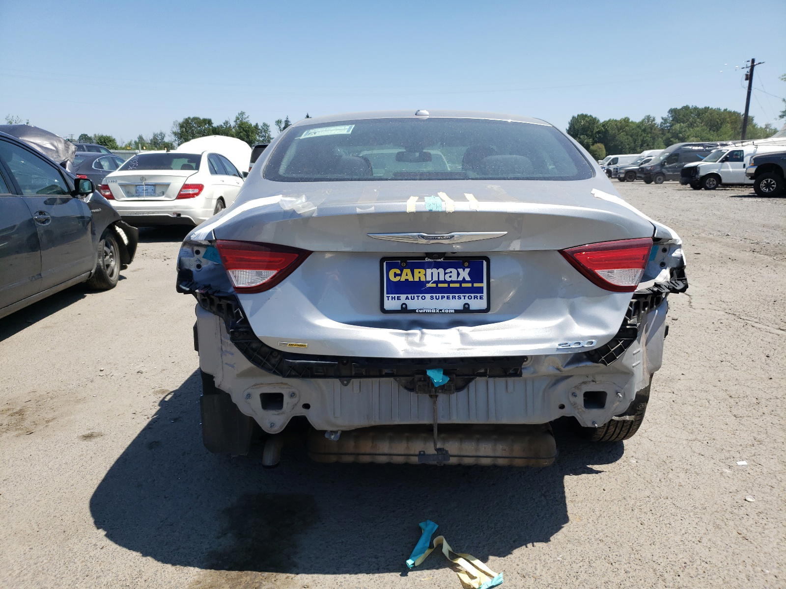 Photo 9 from auction – 2015 CHRYSLER 200 LIMITE with VIN 1C3CCCAB7FN701253