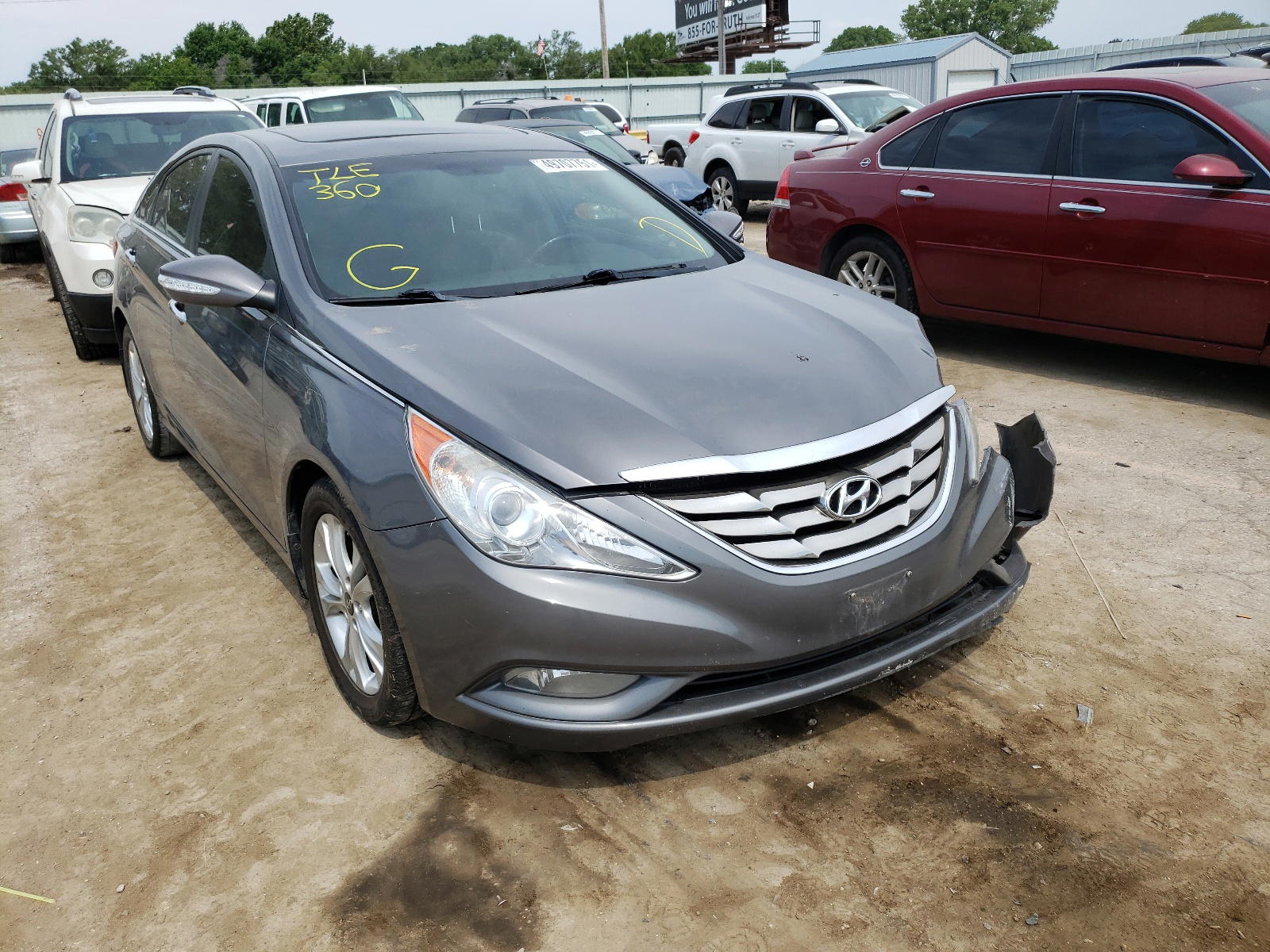 HYUNDAI SONATA SE 2011 with VIN 5NPEC4AC0BH131965 - Photo from auction