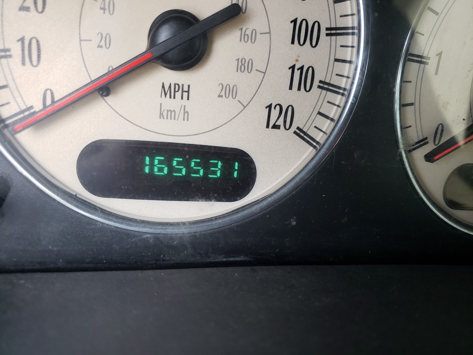 Photo 8 from auction – 2003 CHRYSLER TOWN & COU with VIN 2C4GP54L73R372392