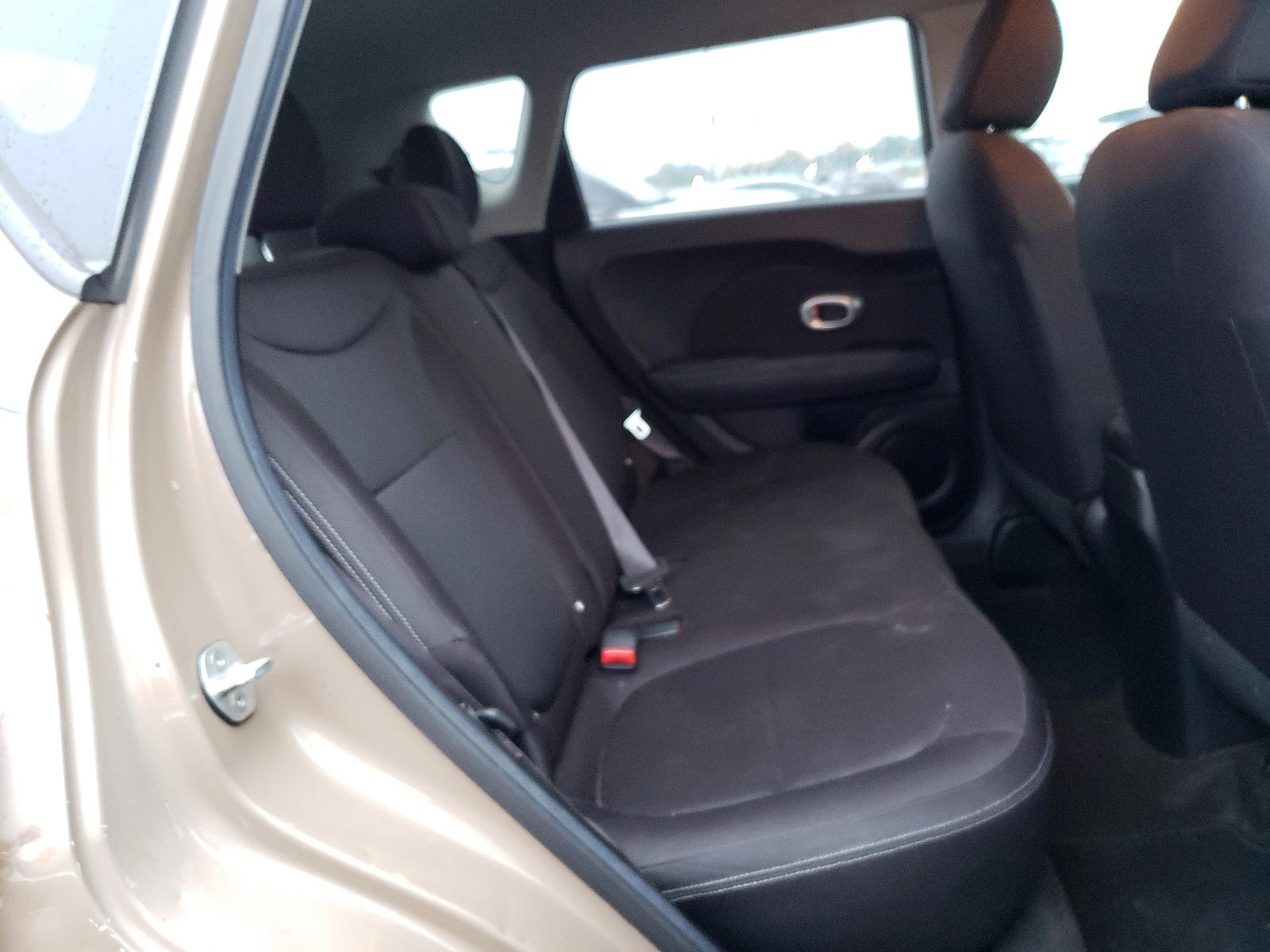Photo 6 from auction – 2015 KIA SOUL with VIN KNDJN2A20F7213970