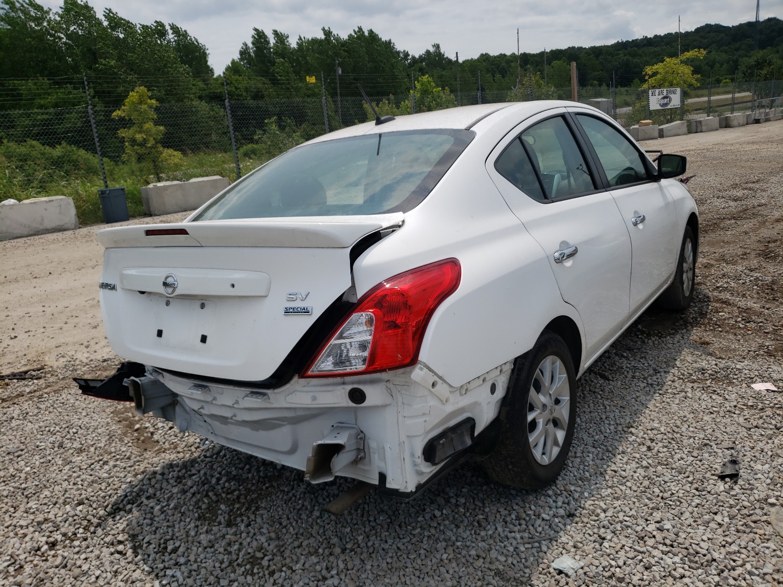 Photo 4 from auction – 2018 NISSAN VERSA S with VIN 3N1CN7AP2JL875641