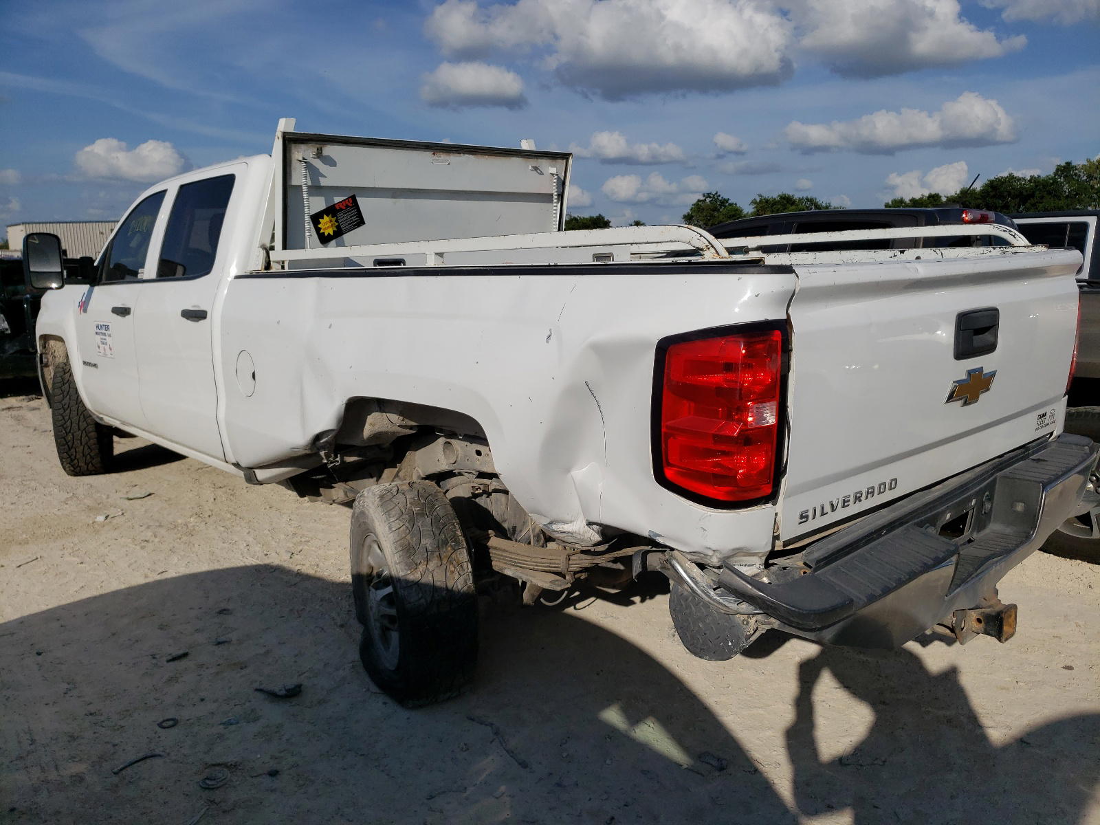 Photo 3 from auction – 2016 CHEVROLET SILVERADO with VIN 1GC1CUEG2GF127977