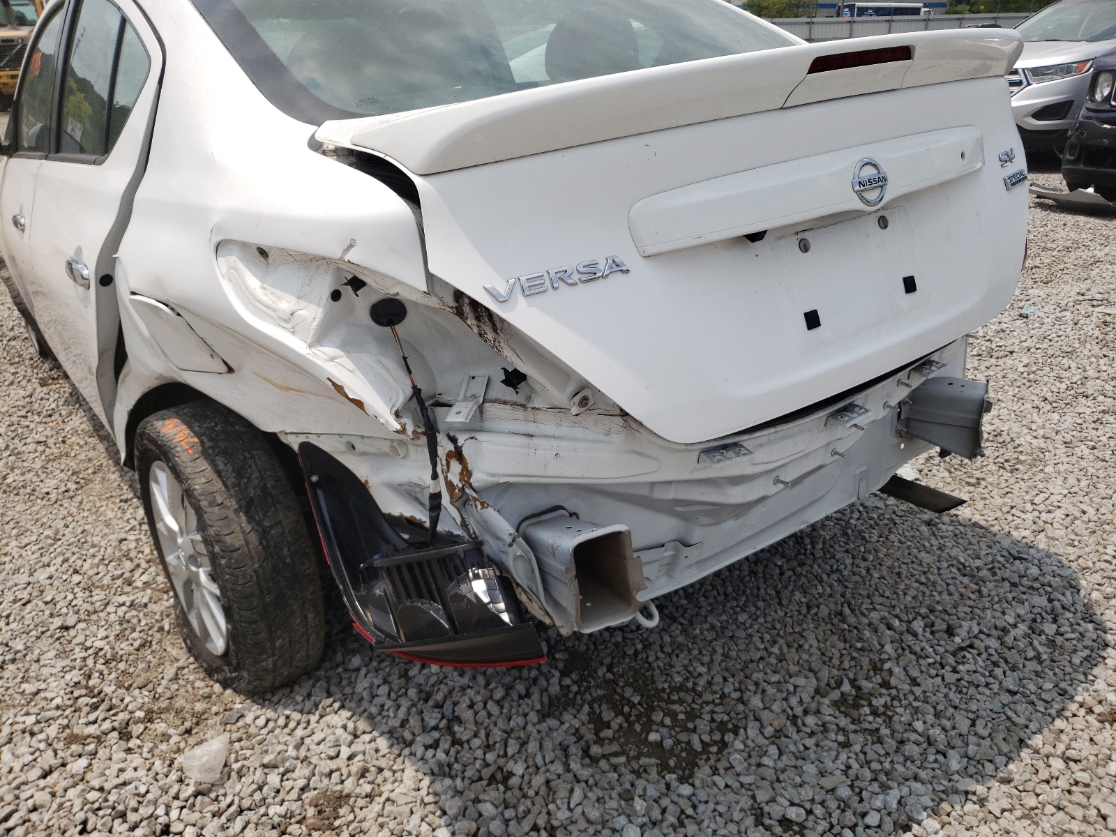 Photo 9 from auction – 2018 NISSAN VERSA S with VIN 3N1CN7AP2JL875641