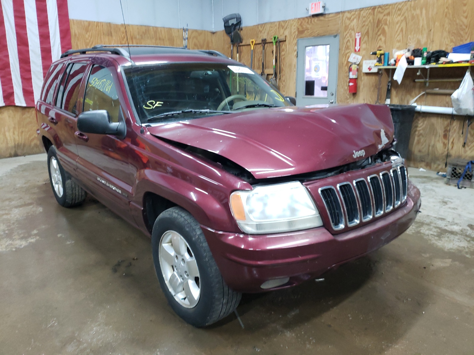 Photo 1 from auction – 2001 JEEP GRAND CHER with VIN 1J4GW58N61C553904