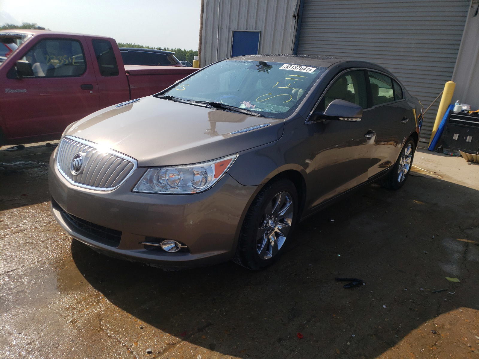Photo 2 from auction – 2011 BUICK LACROSSE C with VIN 1G4GC5ED1BF270199
