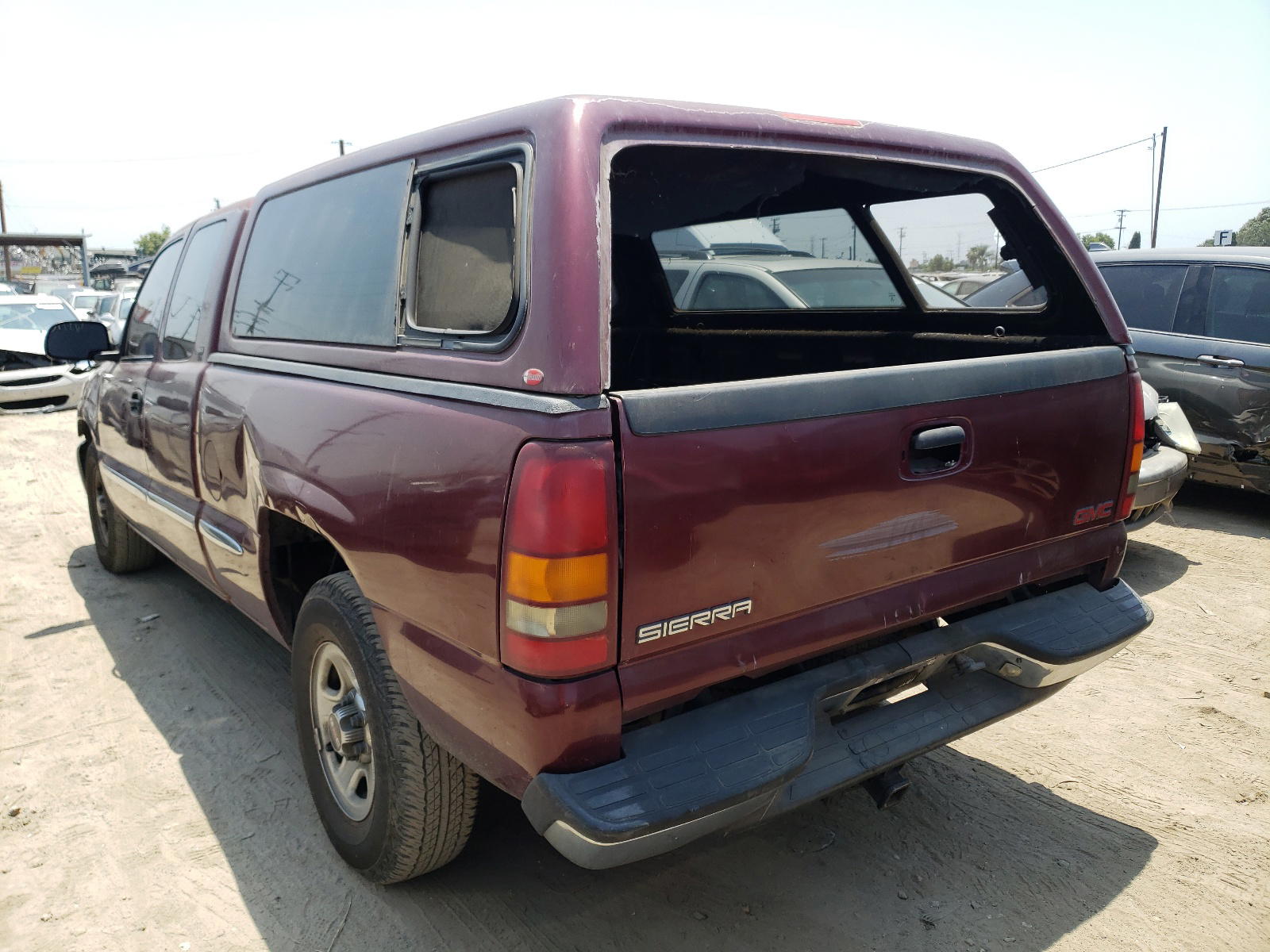 Photo 3 from auction – 2000 GMC SIERRA 15 with VIN 2GTEC19V1Y1218983