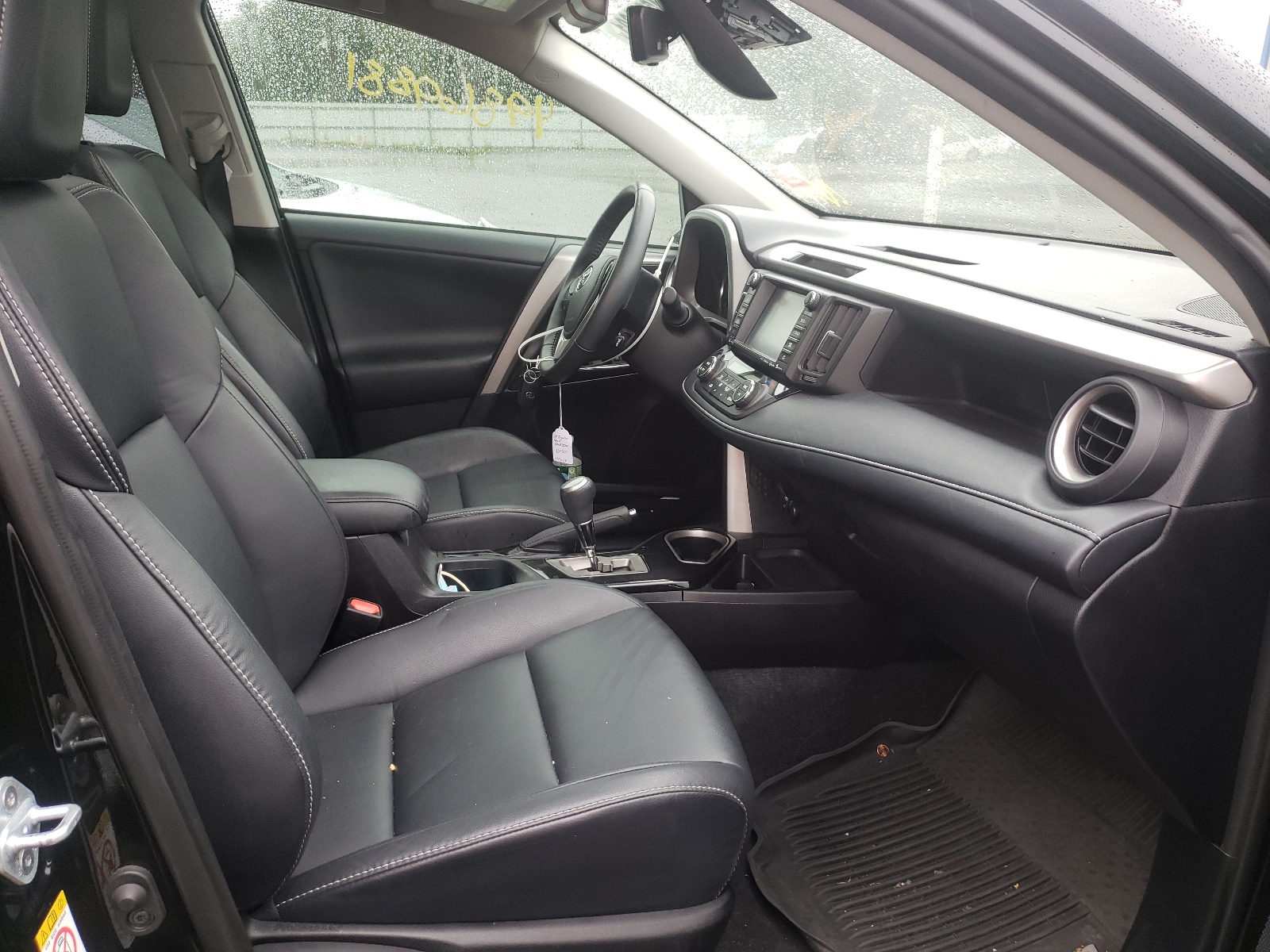 Zdjęcie 5 z aukcji – 2018 TOYOTA RAV4 LIMIT z VIN 2T3DFREV8JW795336