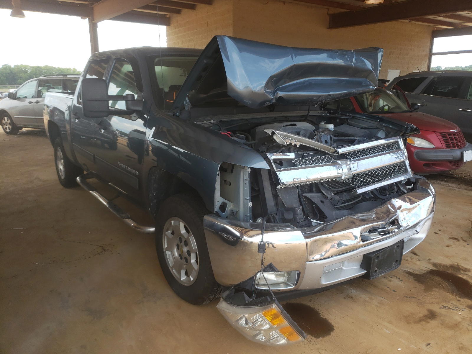 CHEVROLET SILVERADO 2012 with VIN 3GCPCSE02CG309303 - Photo from auction