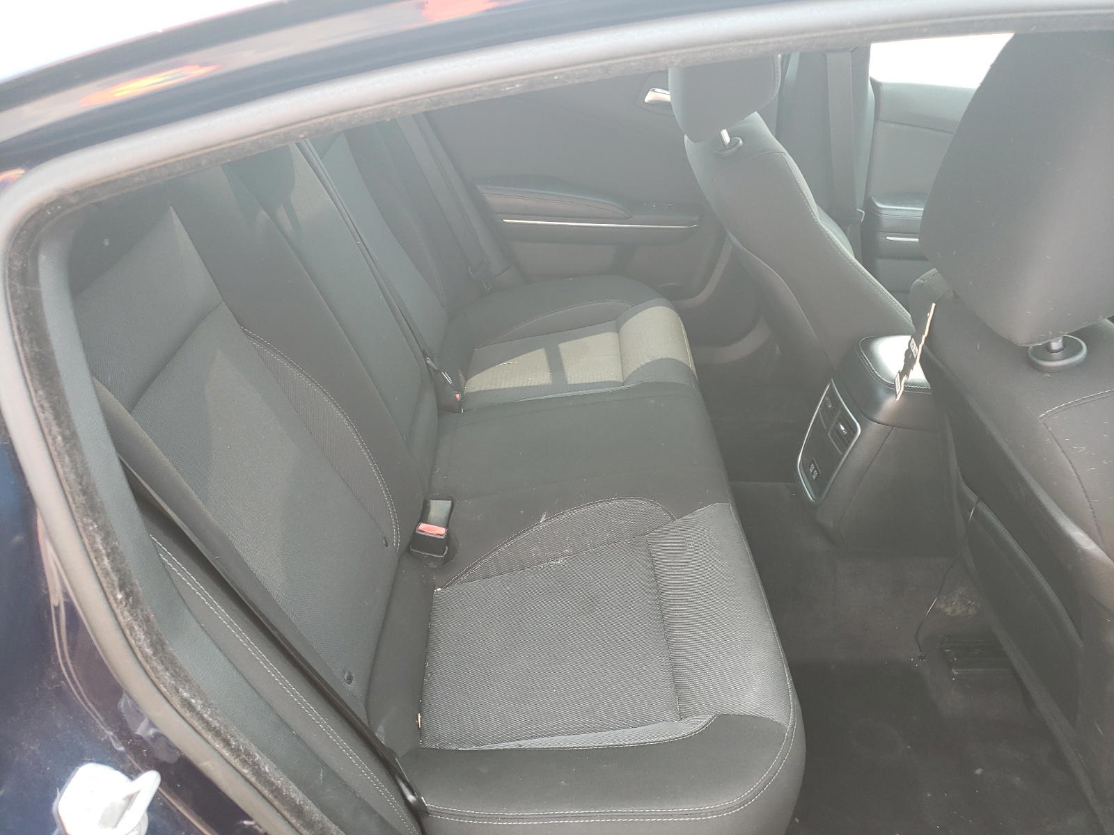 Photo 6 from auction – 2015 DODGE CHARGER SE with VIN 2C3CDXBG8FH777409