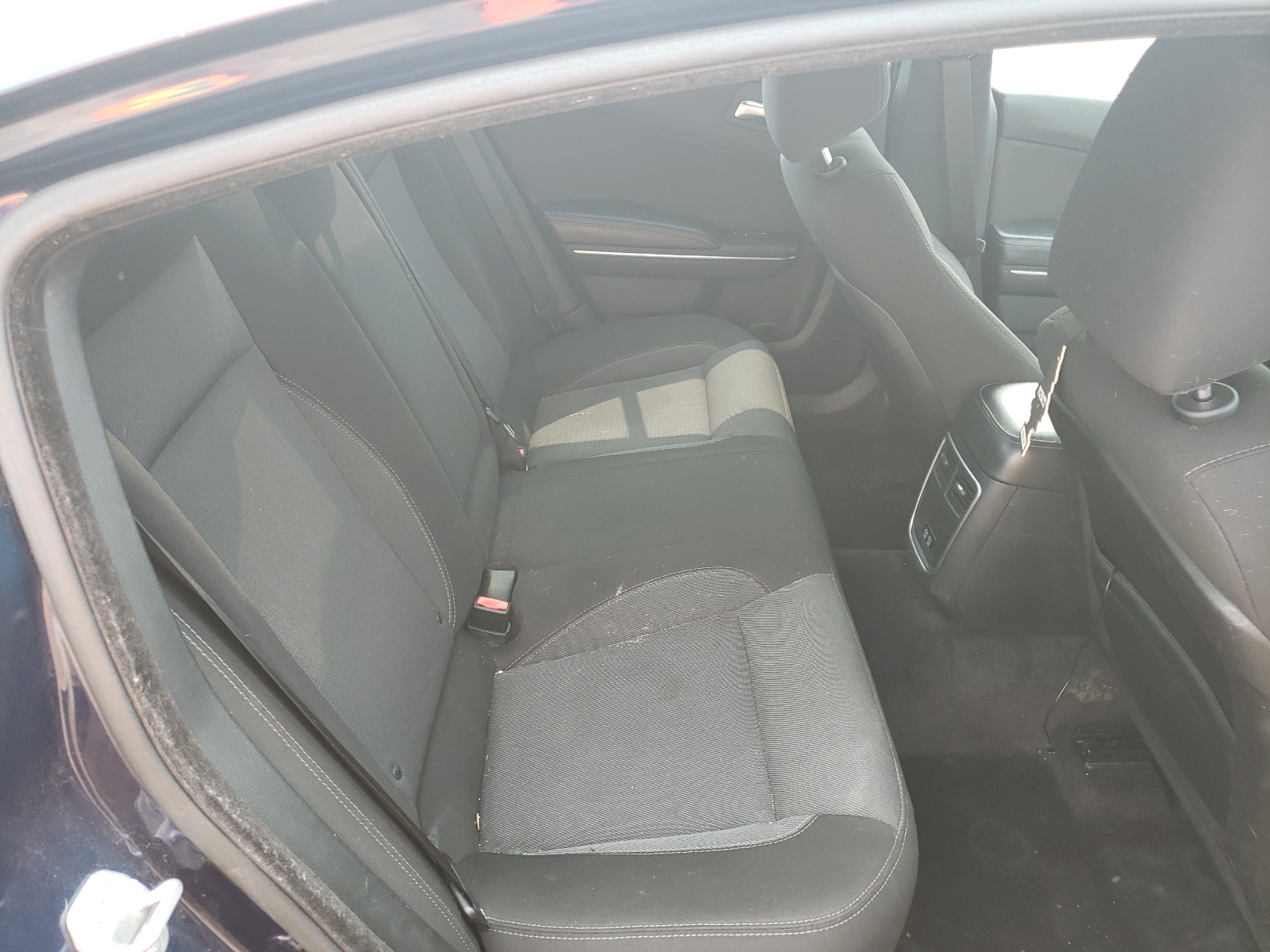 Zdjęcie 6 z aukcji – 2015 DODGE CHARGER SE z VIN 2C3CDXBG8FH777409