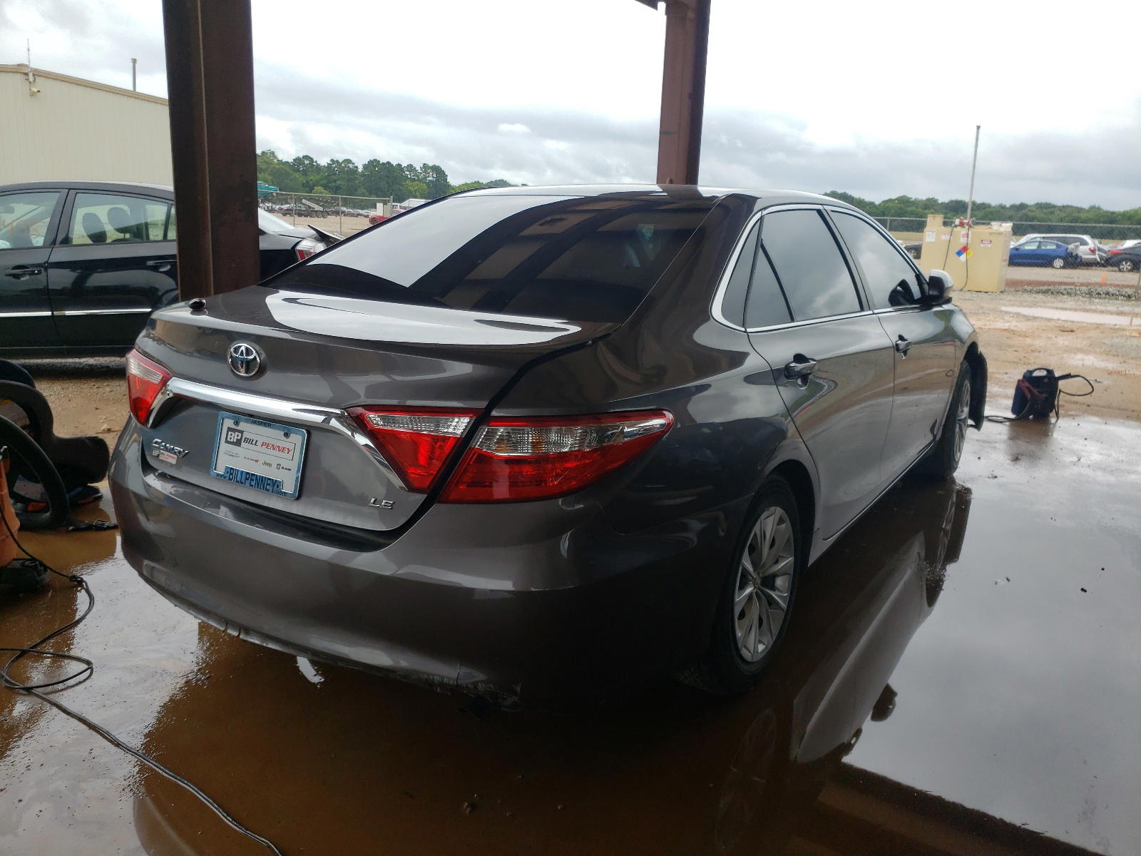 Photo 4 from auction – 2016 TOYOTA CAMRY LE with VIN 4T4BF1FK7GR579093
