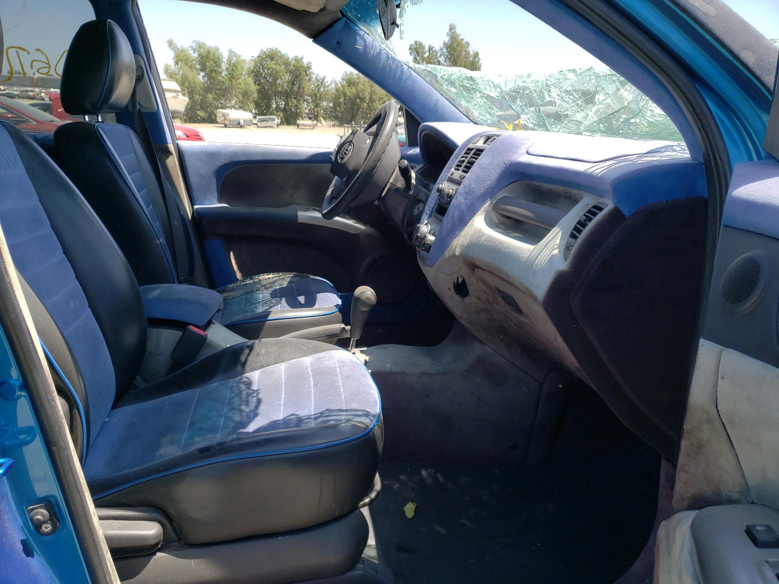 Photo 5 from auction – 2008 KIA SPORTAGE E with VIN KNDJF723787460262