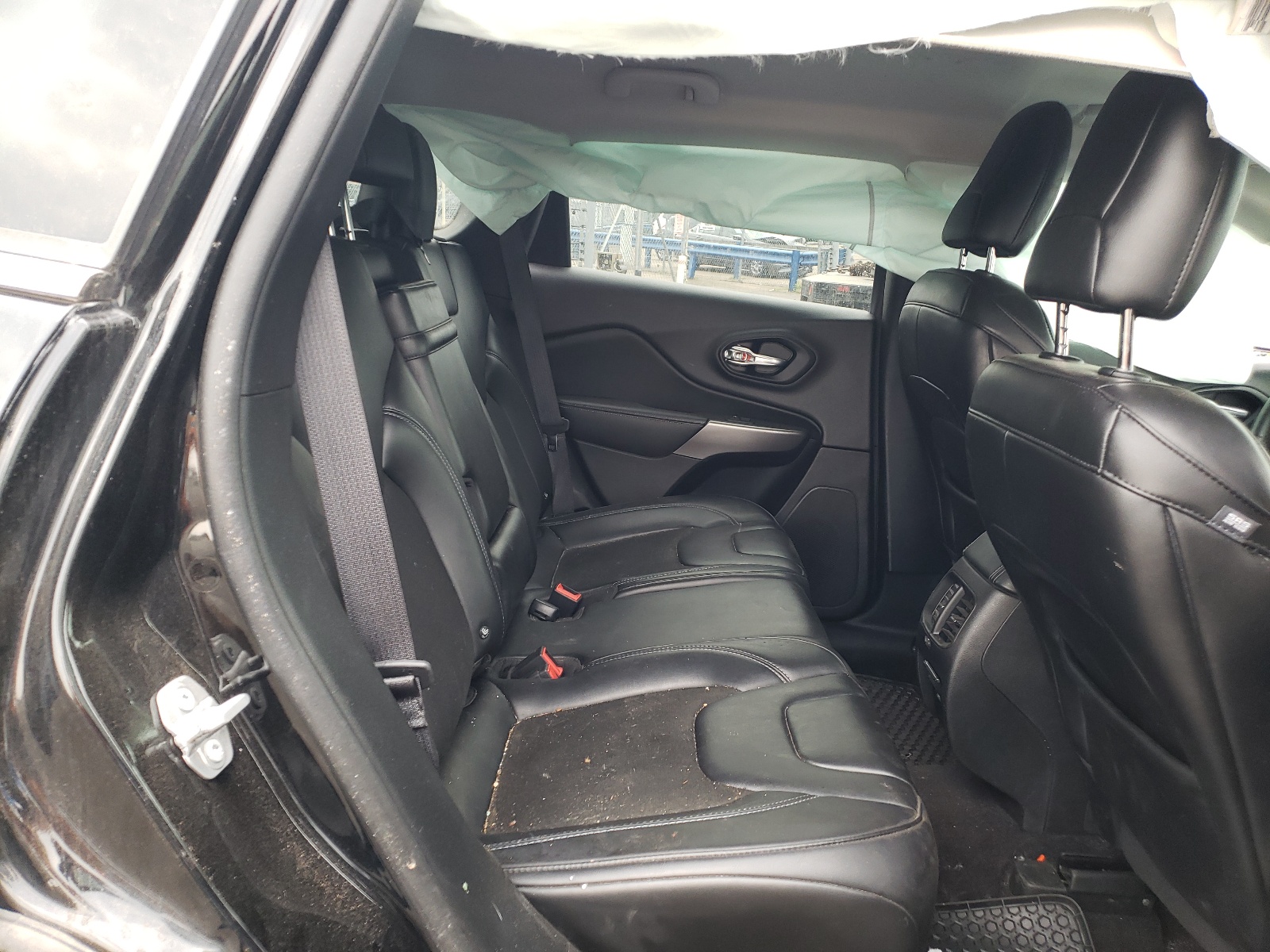 Photo 6 from auction – 2019 JEEP CHEROKEE L with VIN 1C4PJMLN0KD163334