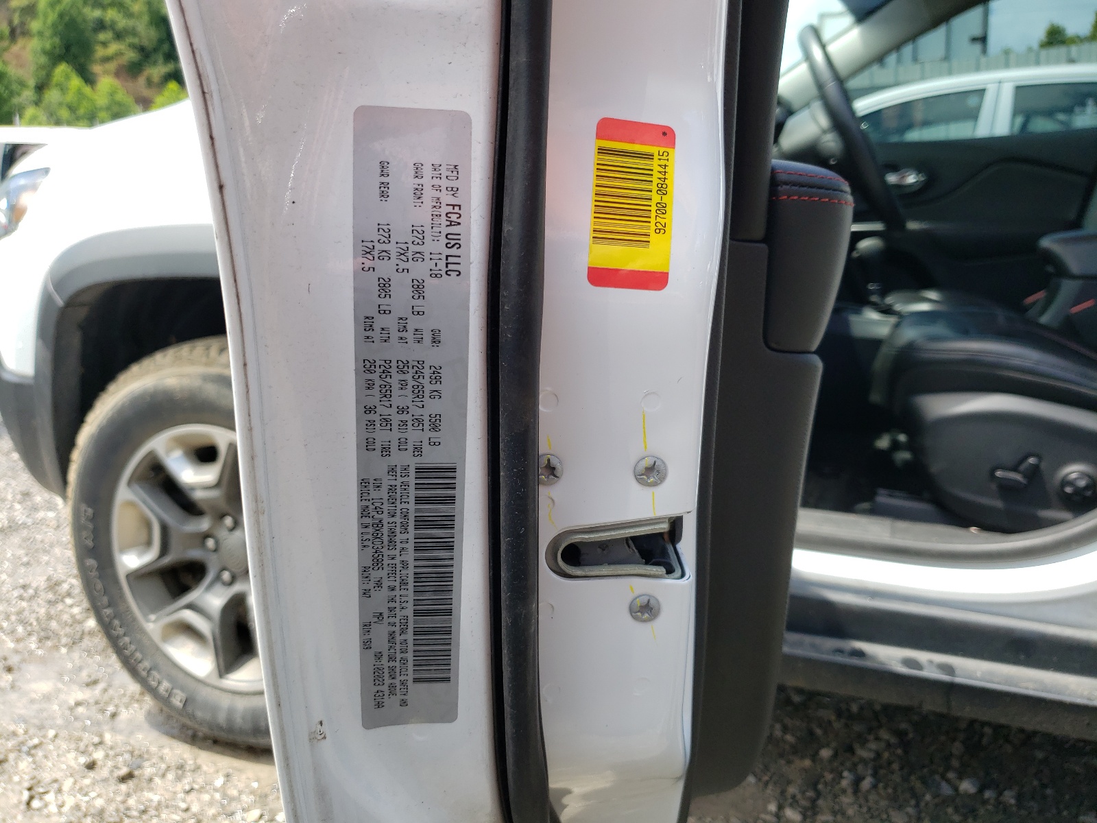 Photo 10 from auction – 2019 JEEP CHEROKEE T with VIN 1C4PJMBX6KD345865