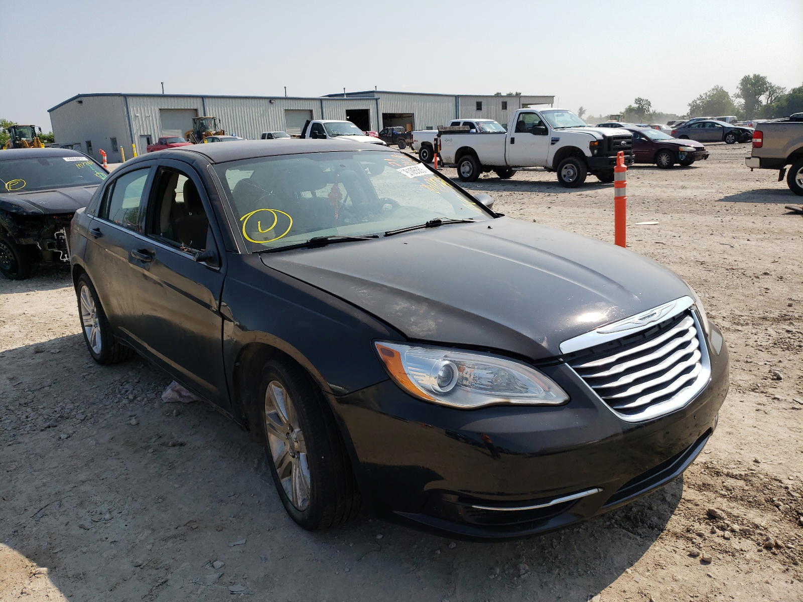 CHRYSLER 200 TOURIN 2013 with VIN 1C3CCBBB6DN611761 - Photo from auction