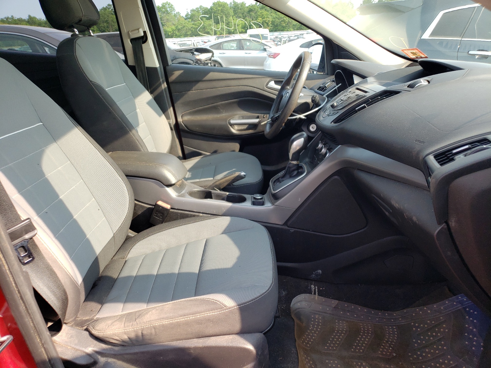 صورة رقم 5 من المزاد - 2013 FORD ESCAPE SE مع VIN 1FMCU9G97DUC98180