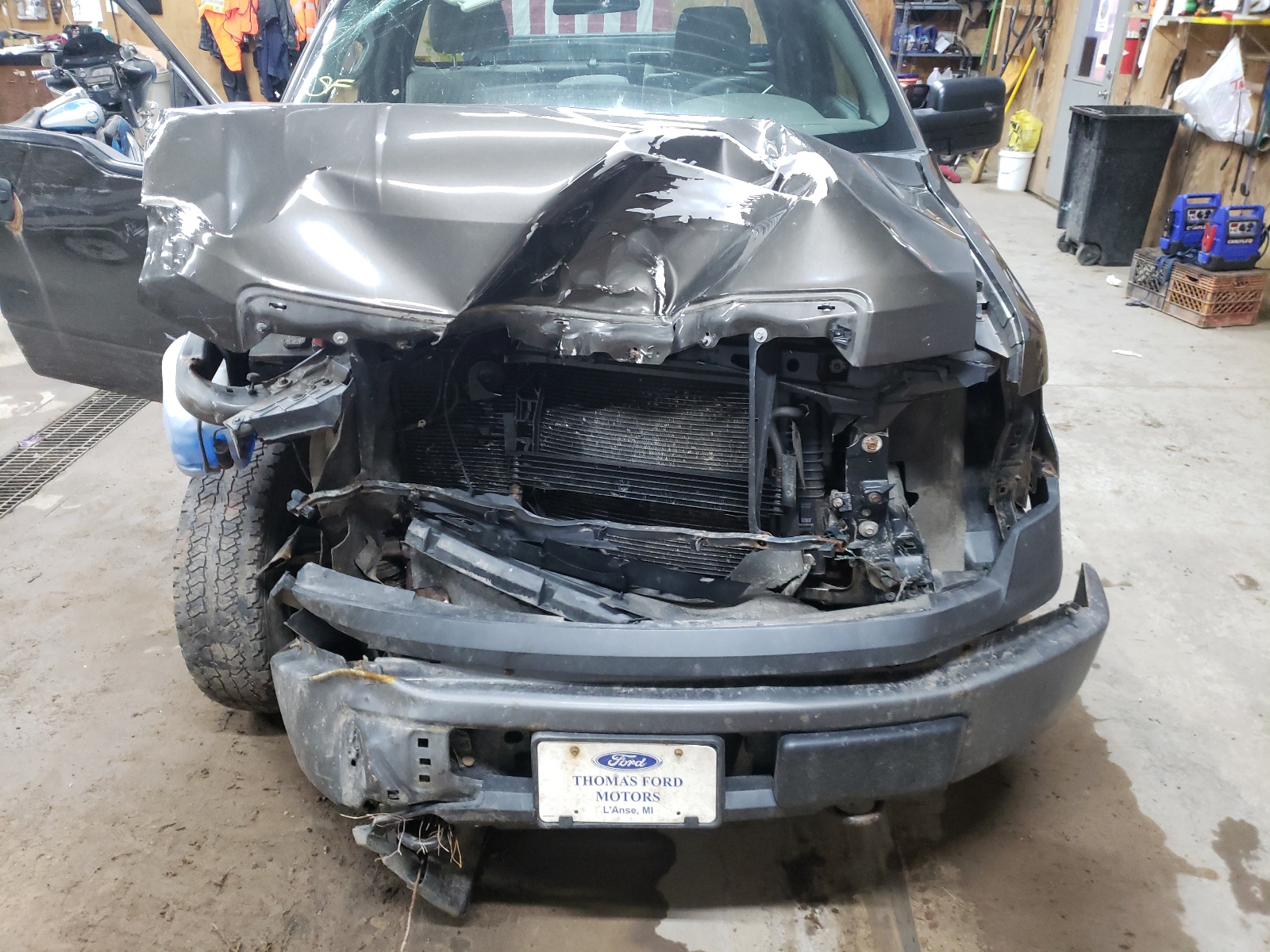 Photo 7 from auction – 2009 FORD F150 with VIN 1FTRF14W19KB31577