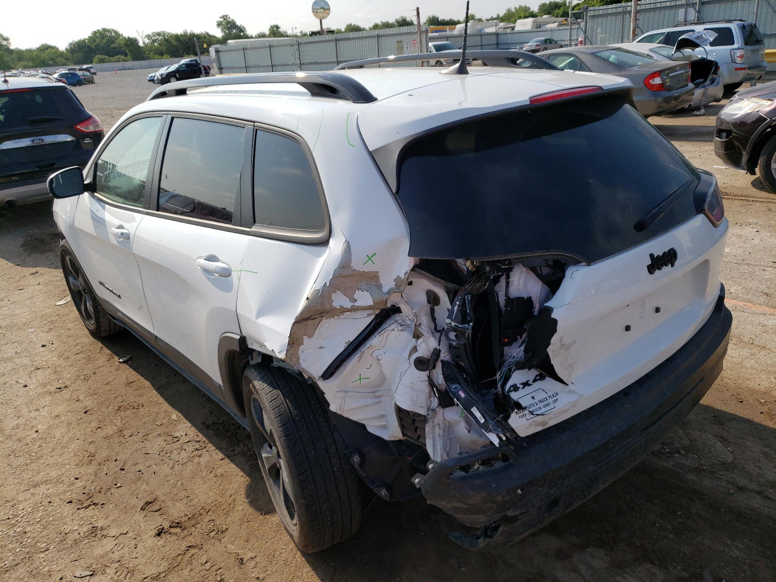 Photo 9 from auction – 2020 JEEP CHEROKEE L with VIN 1C4PJMLB4LD594797
