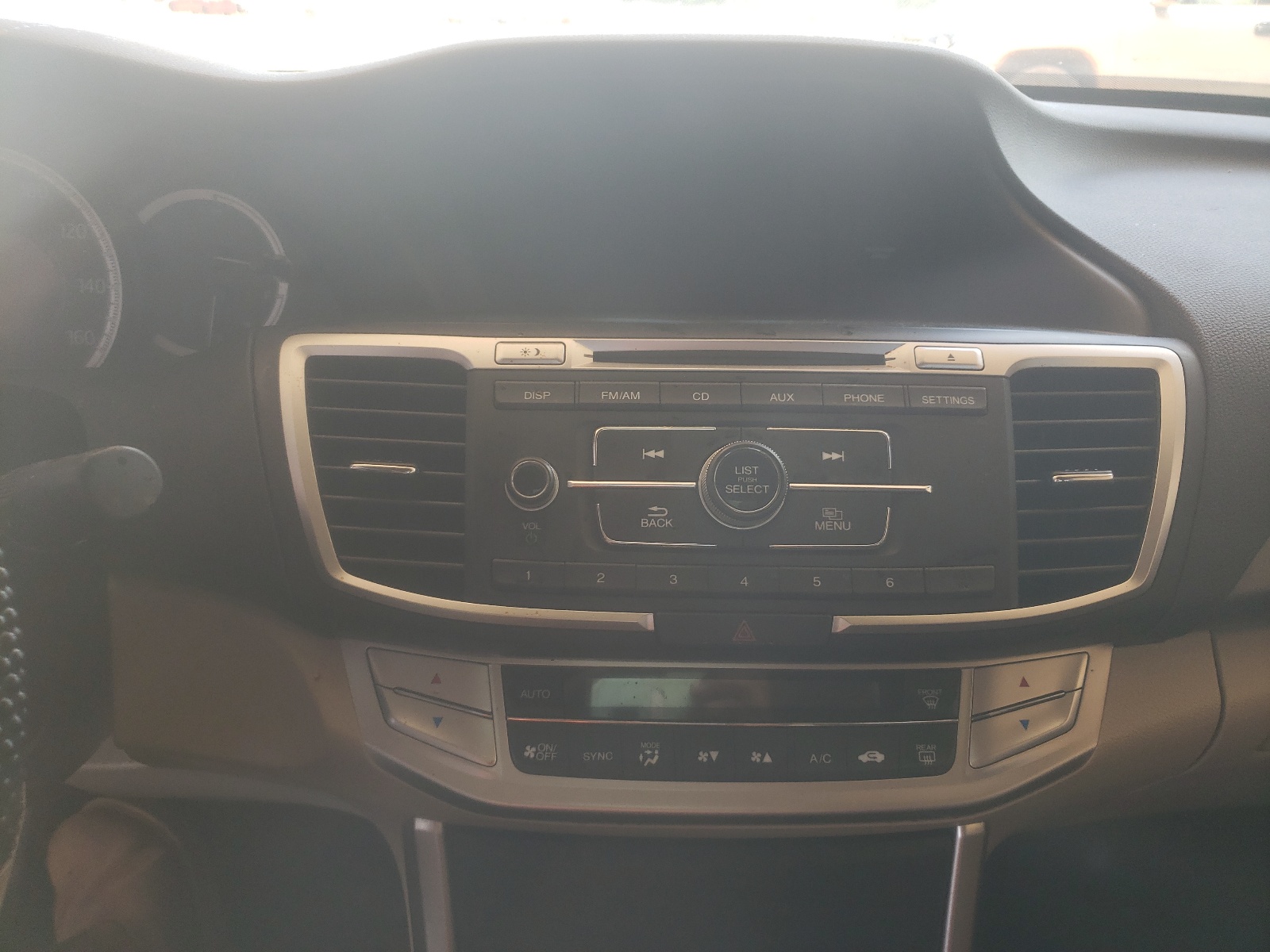 Photo 9 from auction – 2015 HONDA ACCORD LX with VIN 1HGCR2F30FA168340