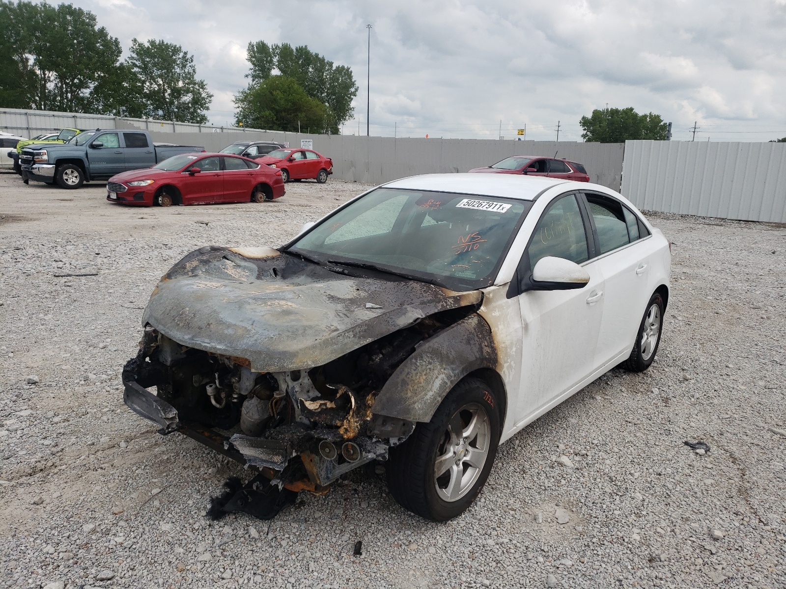 Photo 2 from auction – 2015 CHEVROLET CRUZE LT with VIN 1G1PC5SB6F7143710