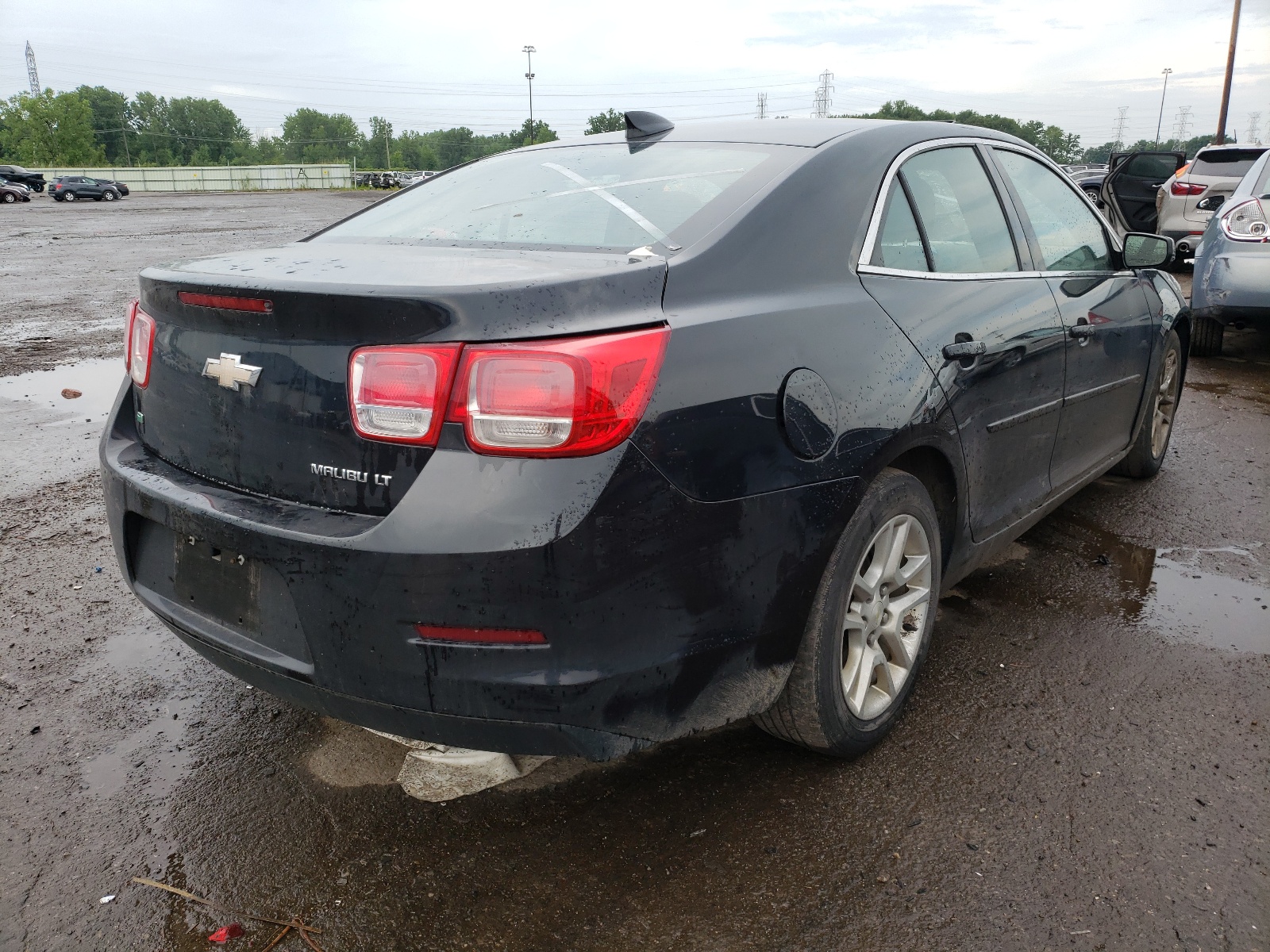 Zdjęcie 4 z aukcji – 2015 CHEVROLET MALIBU 1LT z VIN 1G11C5SLXFF214945