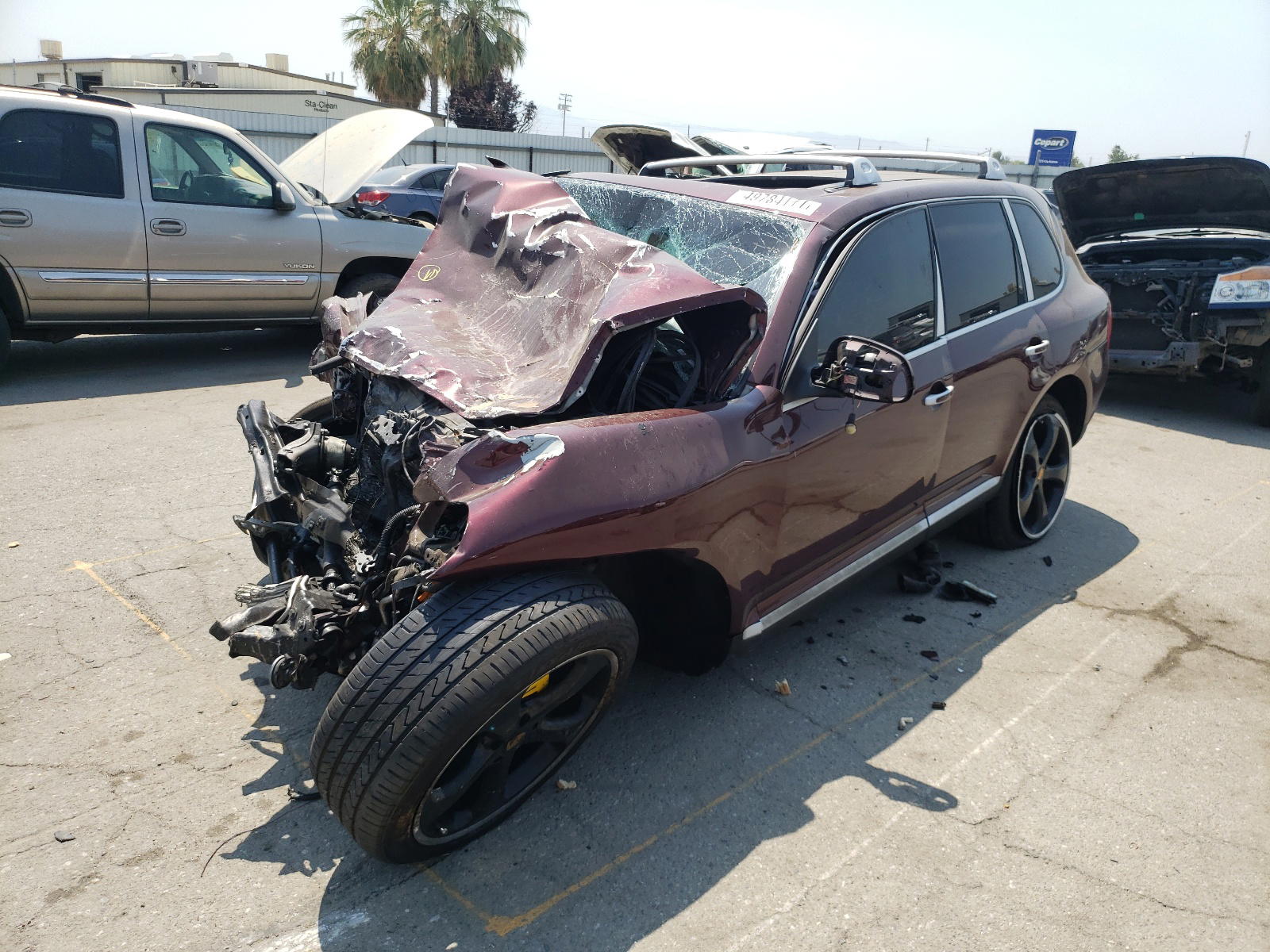 Photo 2 from auction – 2004 PORSCHE CAYENNE S with VIN WP1AB29P04LA73737