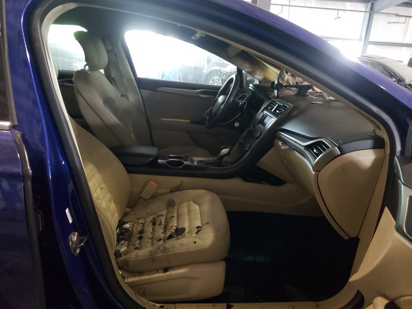 Photo 5 from auction – 2013 FORD FUSION SE with VIN 3FA6P0HR9DR306036