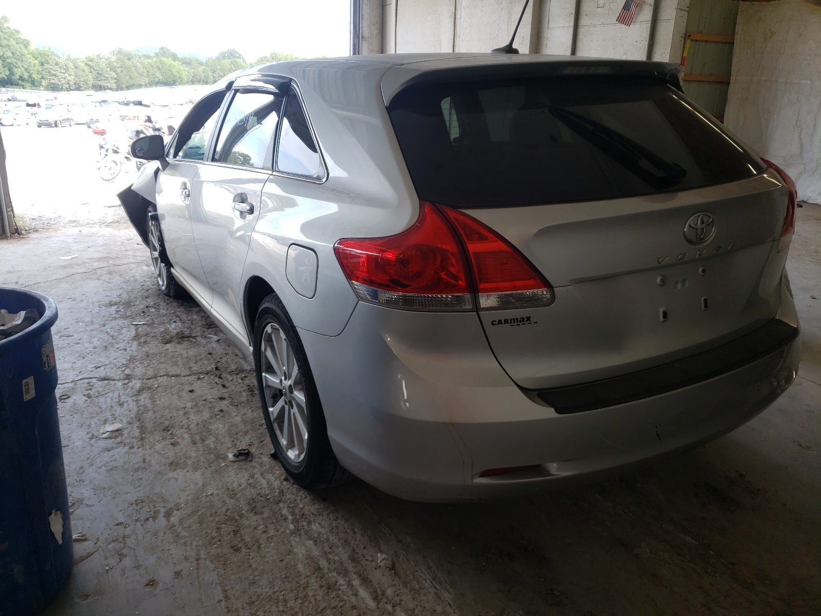 Photo 3 from auction – 2010 TOYOTA VENZA with VIN 4T3ZA3BB9AU030146