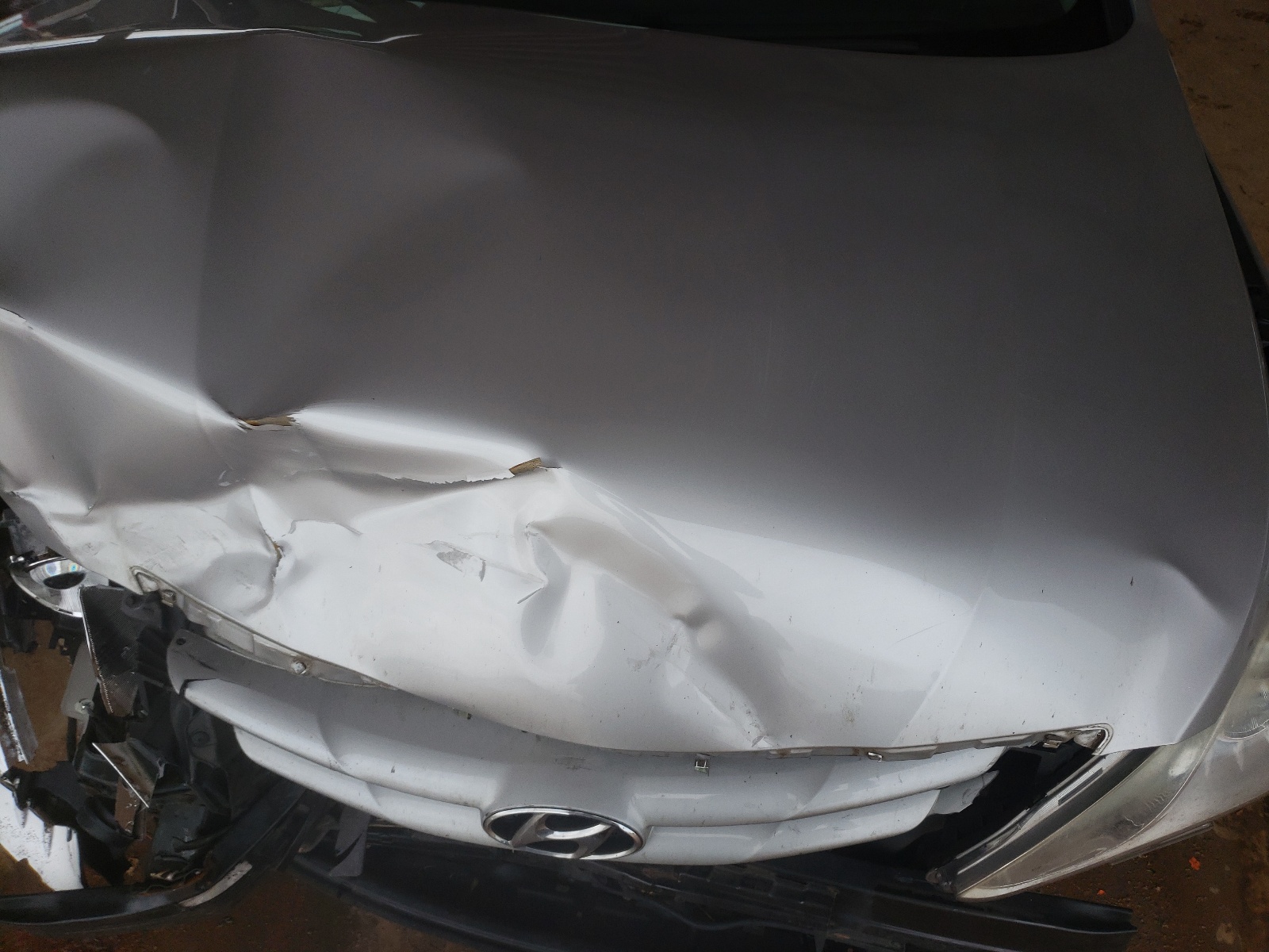 Photo 7 from auction – 2013 HYUNDAI SONATA GLS with VIN 5NPEB4AC5DH562064