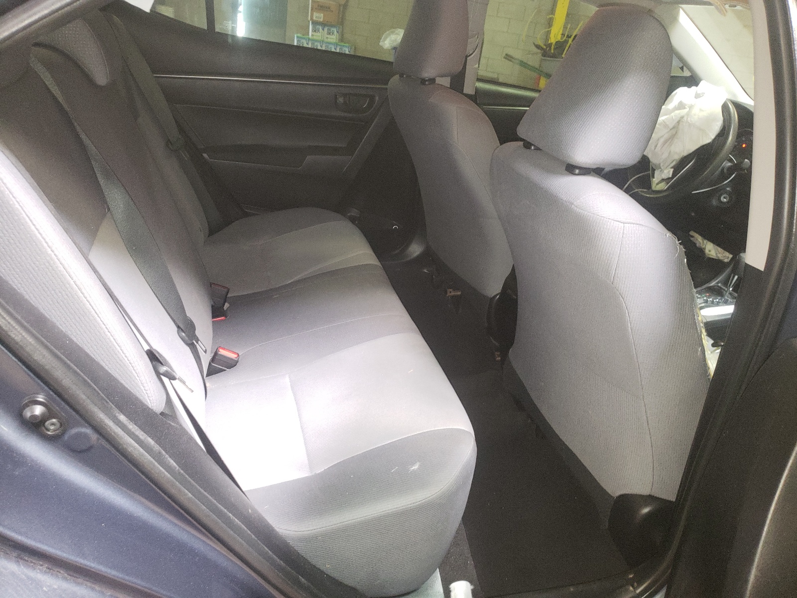 Zdjęcie 6 z aukcji – 2016 TOYOTA COROLLA L z VIN 5YFBURHE5GP427062