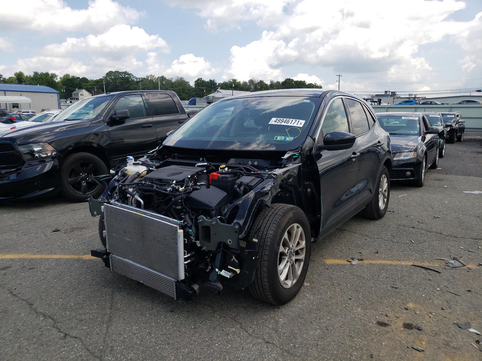 Photo 2 from auction – 2020 FORD ESCAPE SE with VIN 1FMCU9G68LUA91107