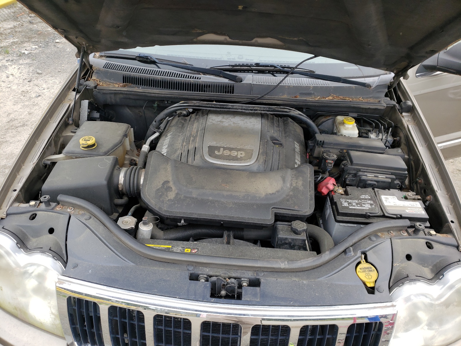 Photo 7 from auction – 2005 JEEP GRAND CHER with VIN 1J4HR58285C677809