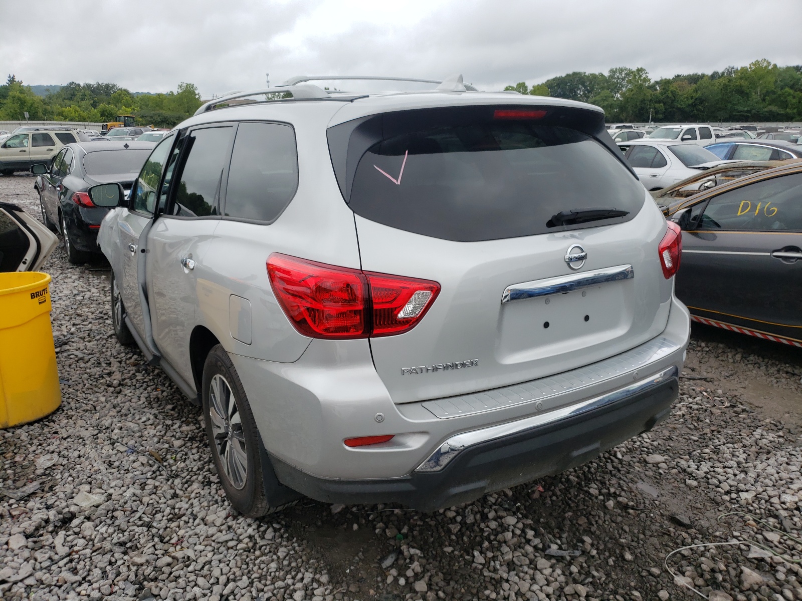 Photo 3 from auction – 2020 NISSAN PATHFINDER with VIN 5N1DR2AN0LC620049