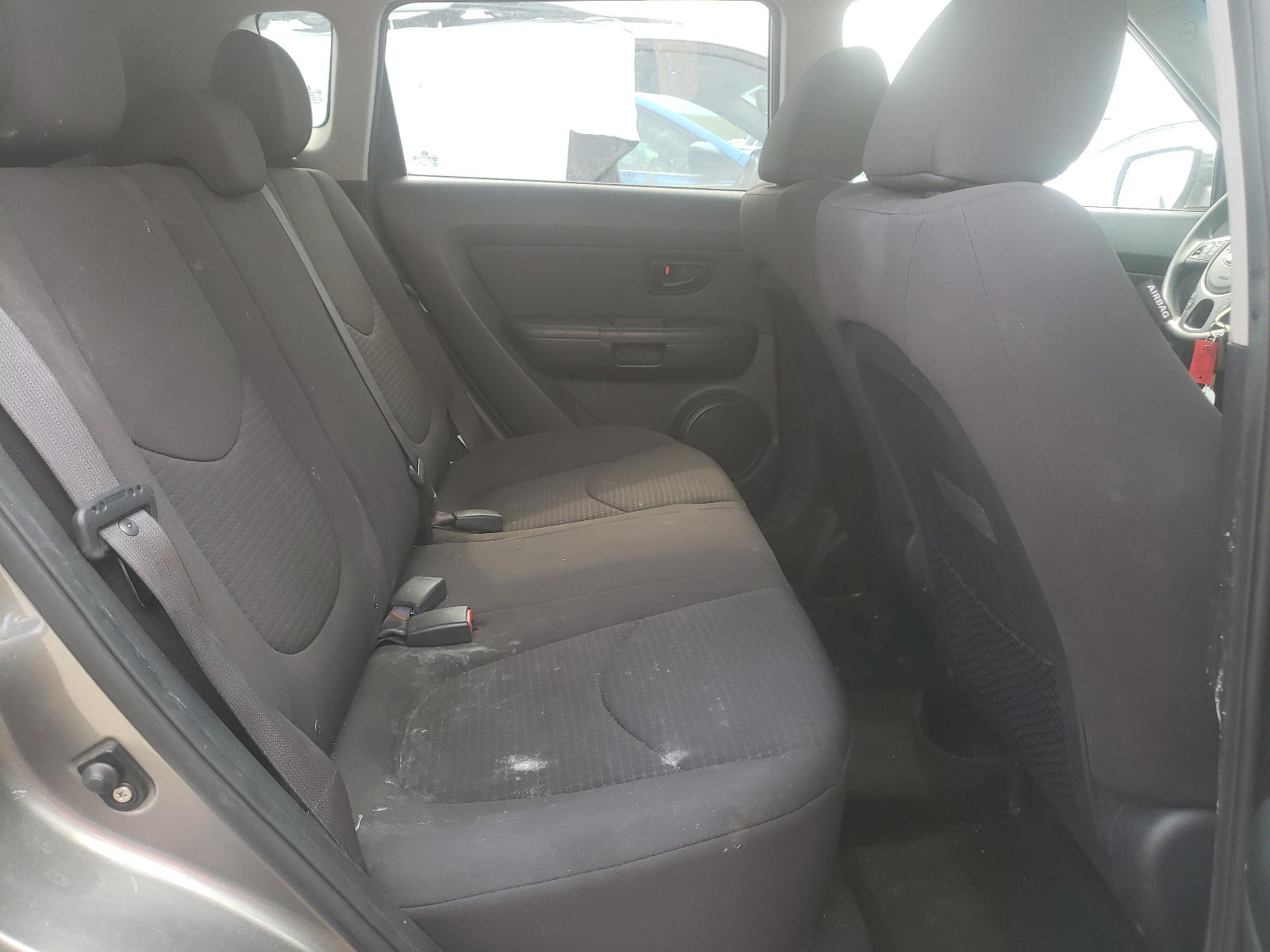Photo 6 from auction – 2013 KIA SOUL with VIN KNDJT2A56D7503384