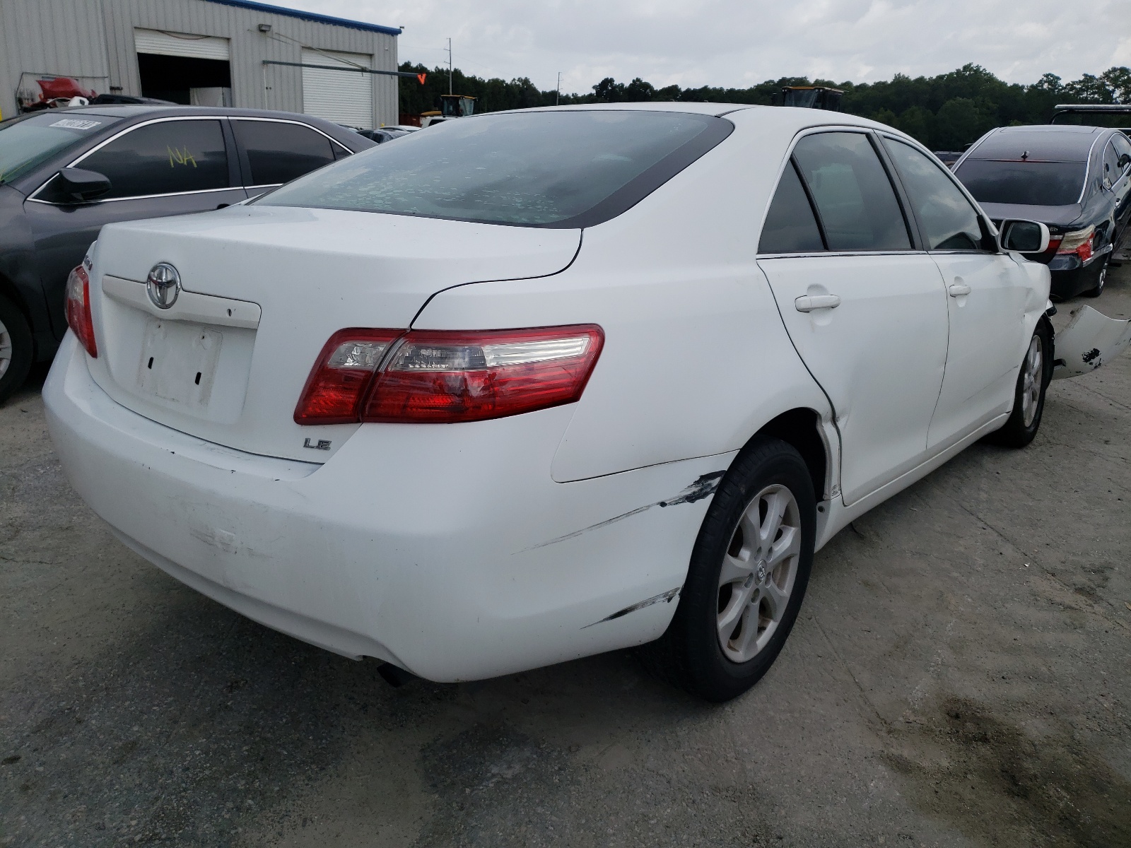 Photo 4 from auction – 2007 TOYOTA CAMRY LE A with VIN 4T1BE46K27U587343