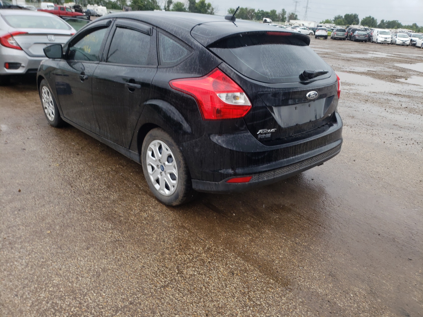 Foto 3 de la subasta – 2012 FORD FOCUS SE con VIN 1FAHP3K20CL255187