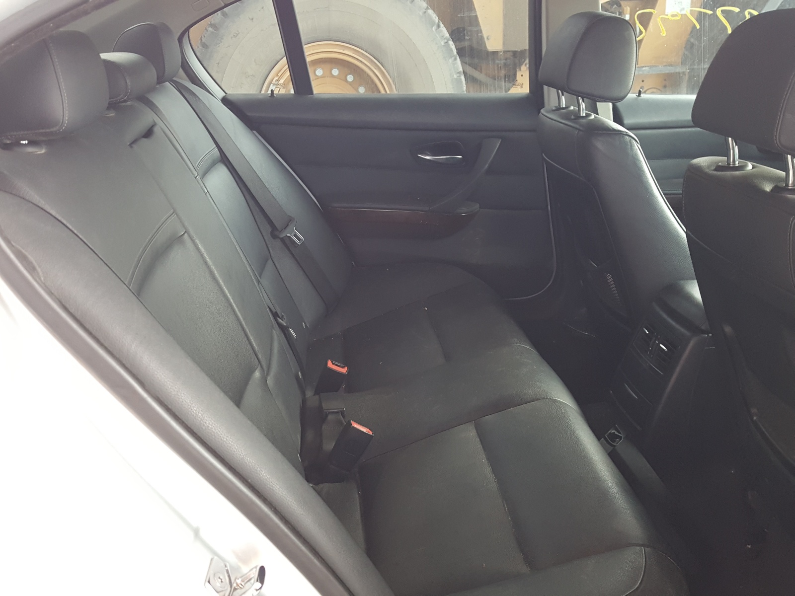 Zdjęcie 6 z aukcji – 2009 BMW 328 I z VIN WBAPH77599NL84729