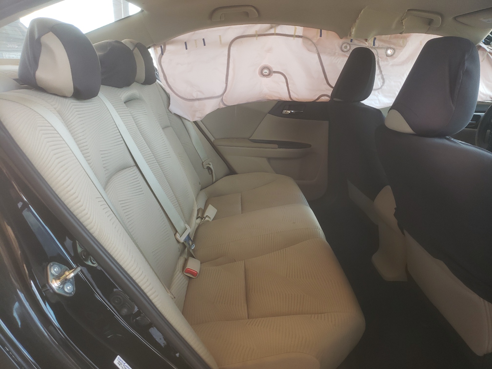 Photo 6 from auction – 2015 HONDA ACCORD LX with VIN 1HGCR2F30FA168340