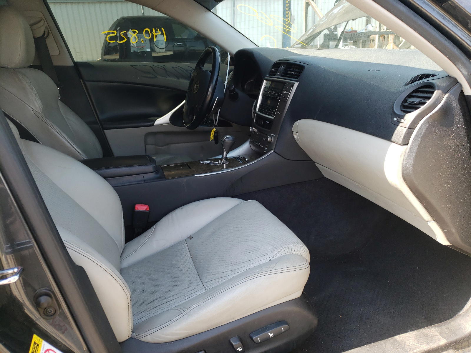 Photo 5 from auction – 2009 LEXUS IS 250 with VIN JTHBK262995102340