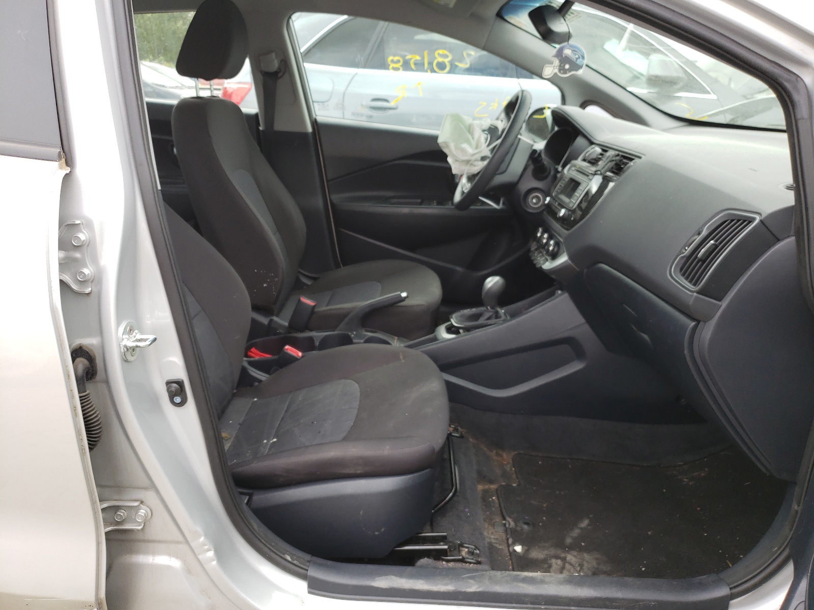 Photo 5 from auction – 2016 KIA RIO LX with VIN KNADM4A30G6639912