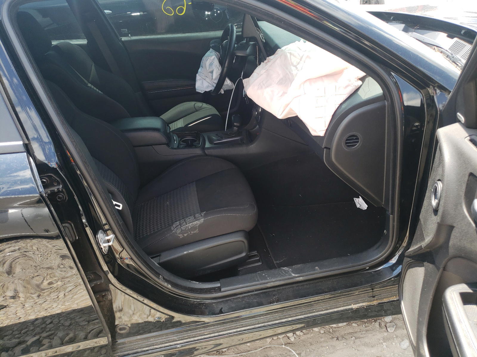 Photo 5 from auction – 2019 DODGE CHARGER R/ with VIN 2C3CDXCT6KH607376