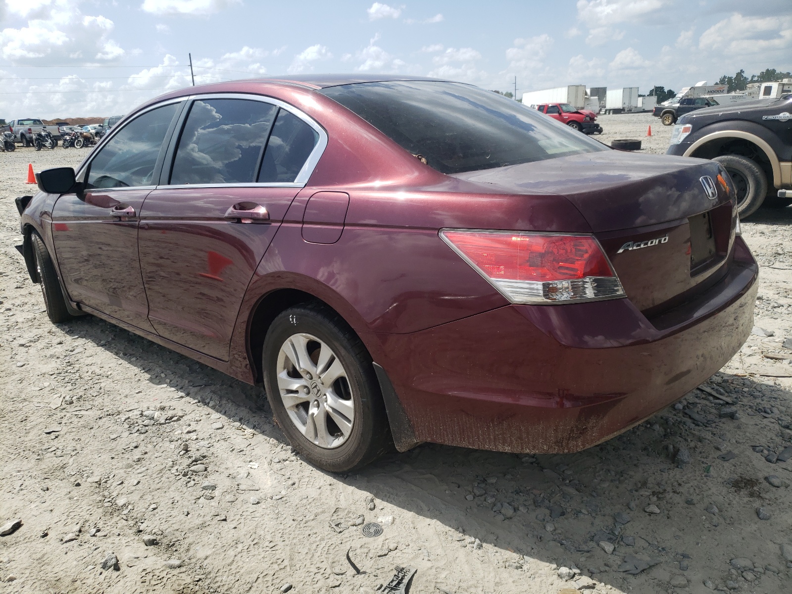 Photo 3 from auction – 2010 HONDA ACCORD LXP with VIN 1HGCP2F45AA026928