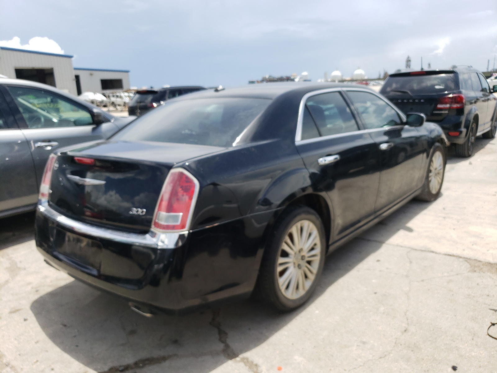 Photo 4 from auction – 2014 CHRYSLER 300 with VIN 2C3CCARG7EH120430