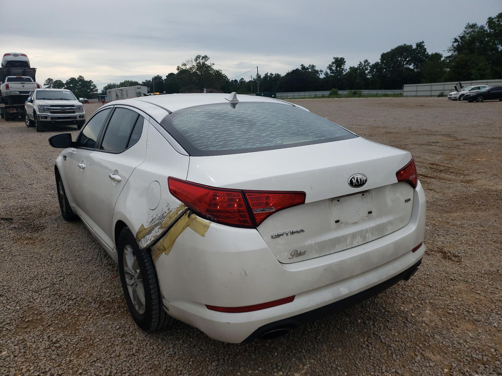 Photo 3 from auction – 2013 KIA OPTIMA LX with VIN KNAGM4A76D5410063
