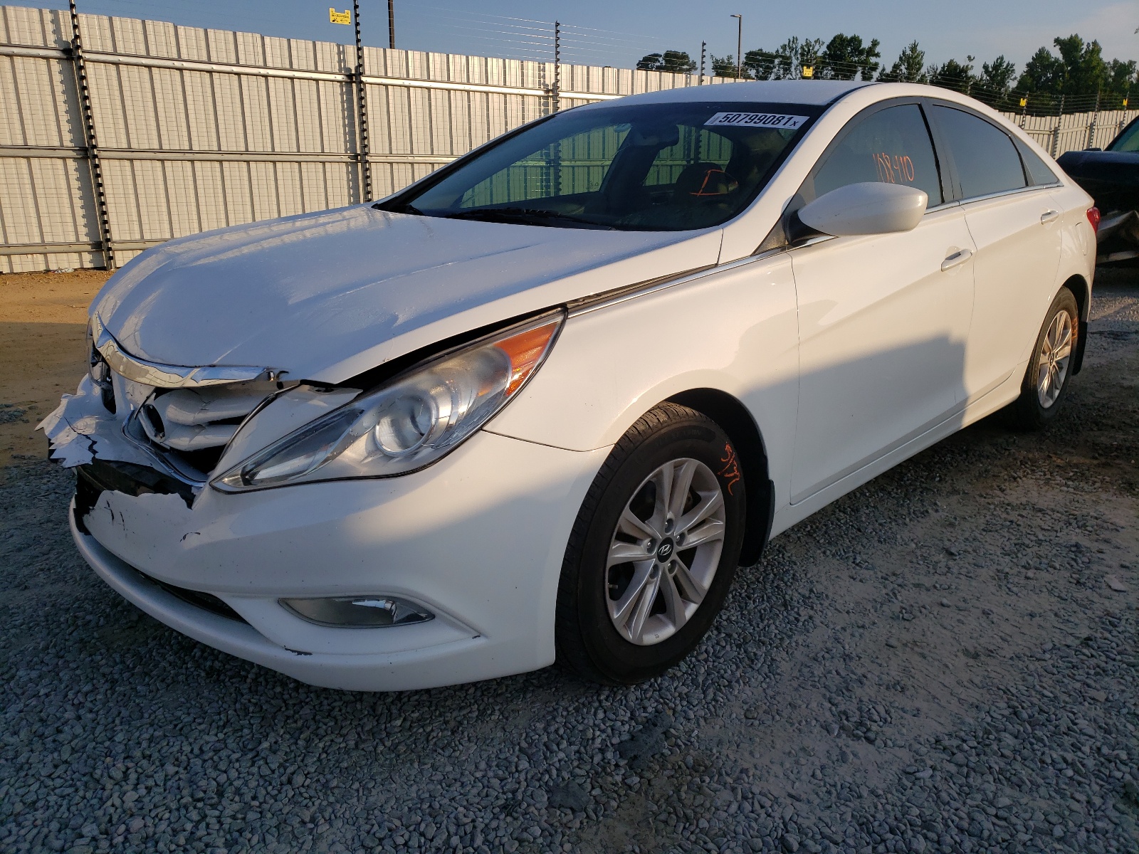 Photo 2 from auction – 2013 HYUNDAI SONATA GLS with VIN 5NPEB4AC5DH770431