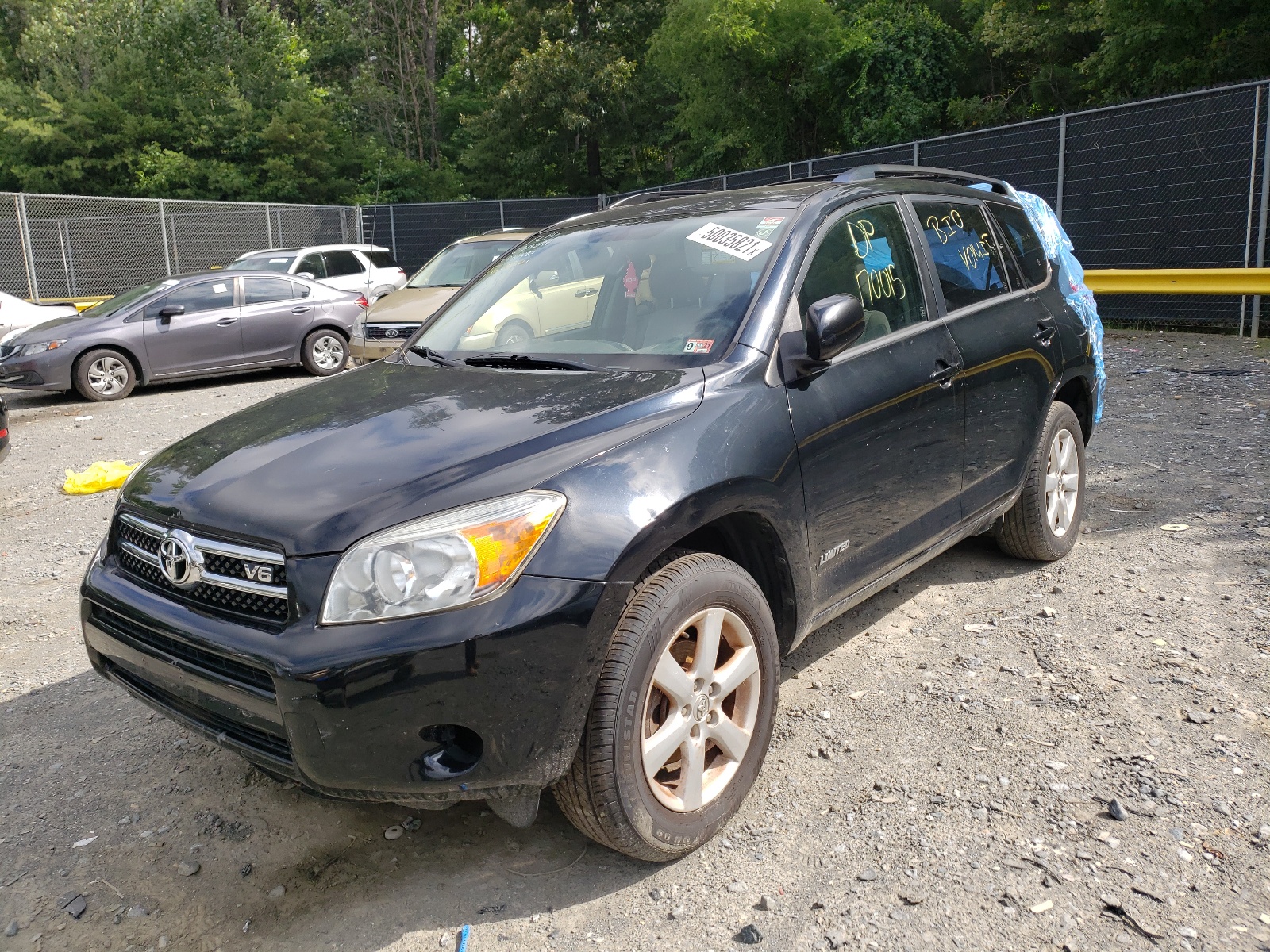 Photo 2 from auction – 2006 TOYOTA RAV4 LIMIT with VIN JTMBK31V665010493